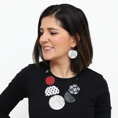 Contemporary necklace