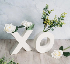XO vases